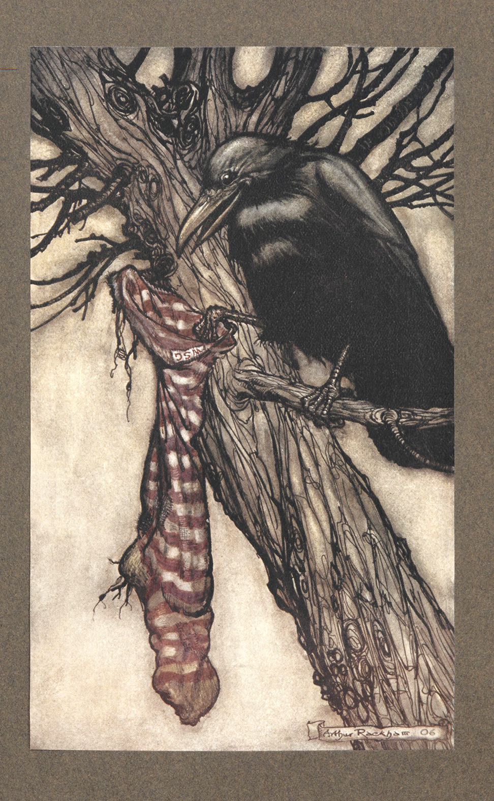 corbeau sur une branche tenant une chaussette à ligne rouge et blanche